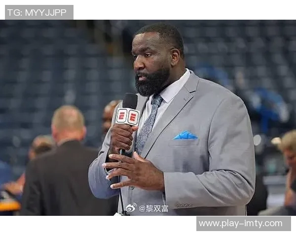 帕金斯呼吁科学家研究浓眉的身体发育与遗传因素及其惊人增高现象