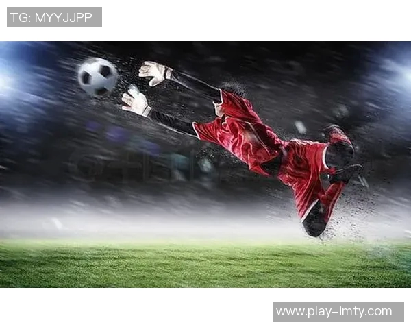 拉亚飞身扑救荣膺英超12月最佳扑救展现惊人反应能力