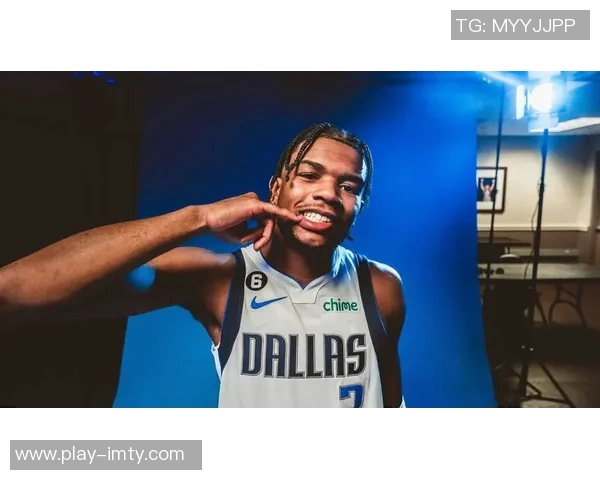 独行侠感恩AD哈迪埃克萨姆拉塞尔的陪伴与付出永远是我们心中的一家人